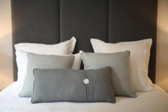 レジオ ラグジュリアス アテニアン アパートメント