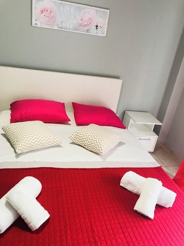 メリリン セントラル アパートメント