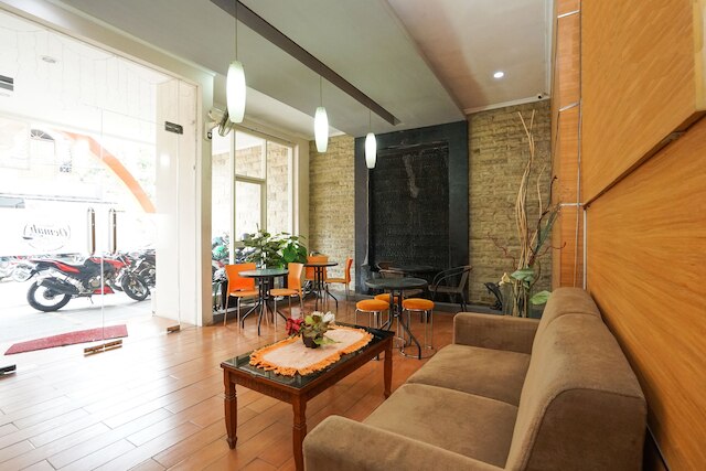 OYO  450 セマンピール  レジデンス