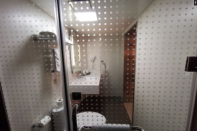 ホテル イビス天津レールウェイステーション (宜必思天津火车站酒店)