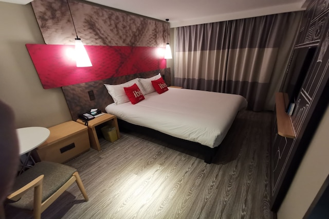 ホテル イビス天津レールウェイステーション (宜必思天津火车站酒店)