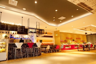 ホテル イビス天津レールウェイステーション (宜必思天津火车站酒店)