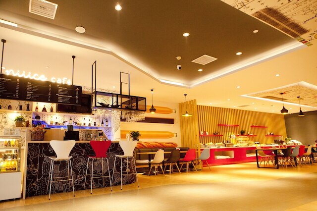 ホテル イビス天津レールウェイステーション (宜必思天津火车站酒店)