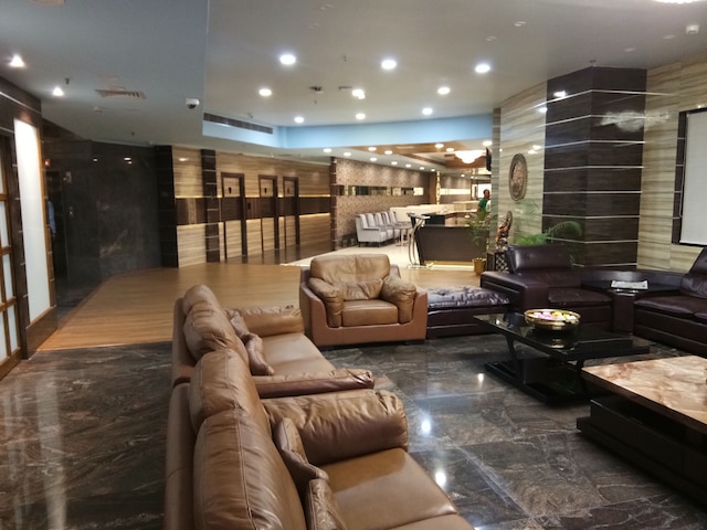 アリストクラット オテル、ニュー タウン、コルカタ