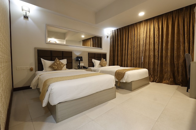 アリストクラット オテル、ニュー タウン、コルカタ