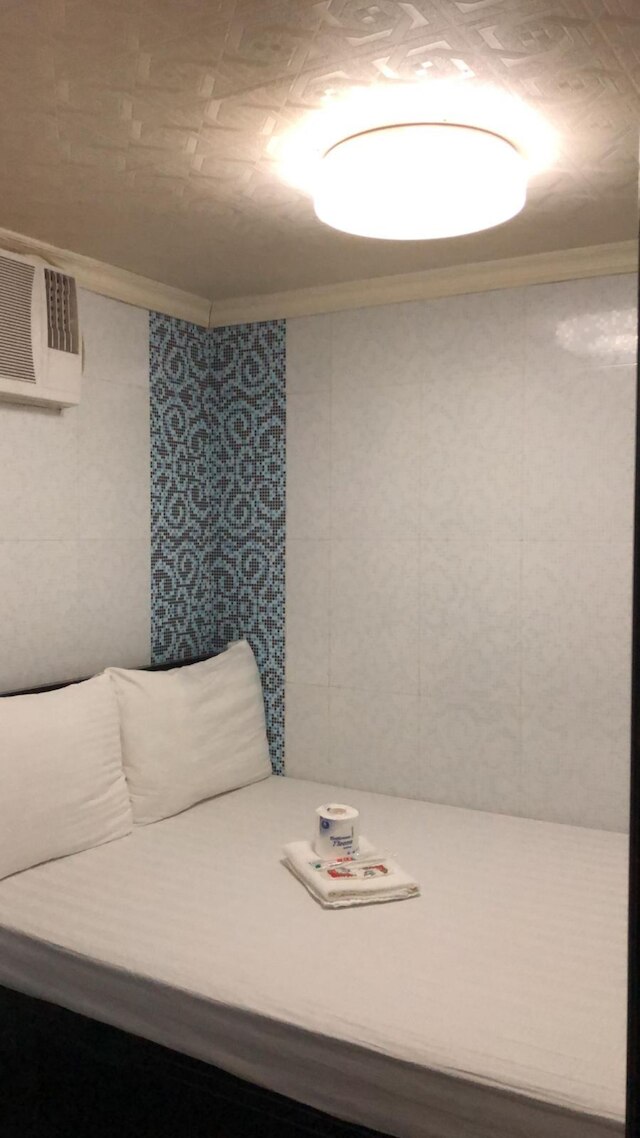 タージ スーパー デラックス