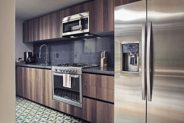 フリーダ ブティック ステイズ バイ ビアドラ