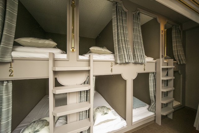 THE WARDROBE HOTEL 下北沢