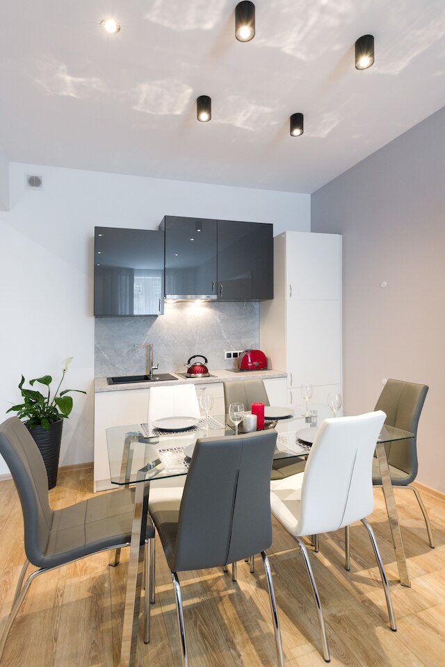 ネオ アパートメンツ