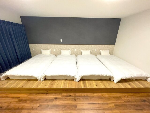 イーステイ なんば