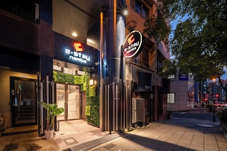 イーステイ なんば