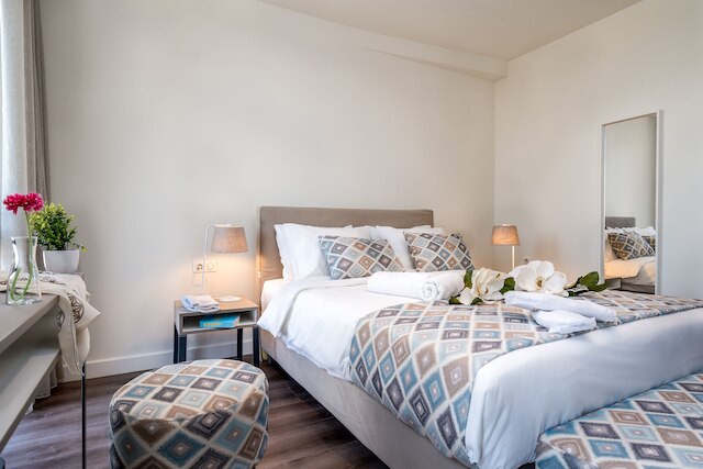 アーバン ネスト - スイーツ & アパートメンツ