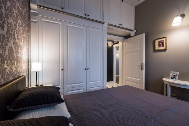 ポズナンスカ メトロ セントラム アパートメント