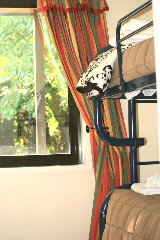 ウォルナット グローブ ロッジ