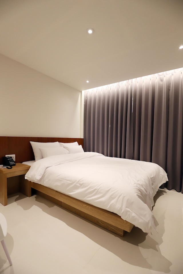 ビエンナーレ ホテル