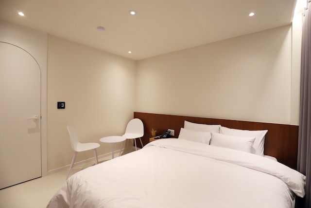 ビエンナーレ ホテル