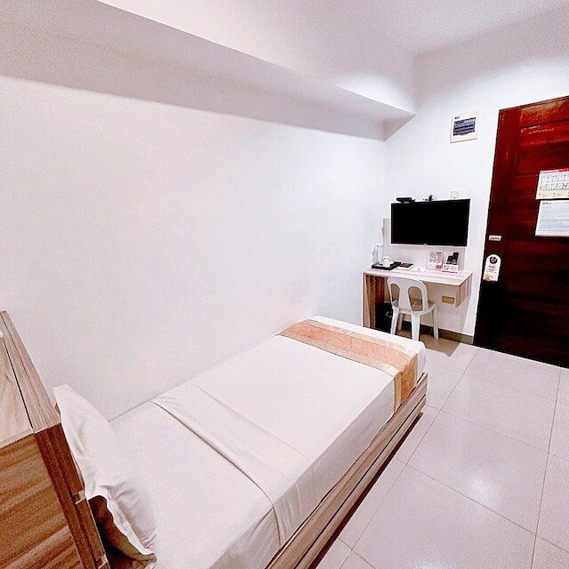 トラベルビー フエンテ イン