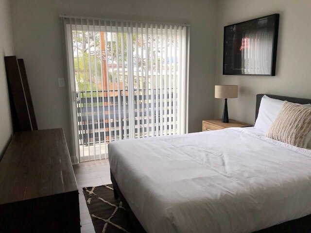 ブラン ニュー ラグジュアリー 3 ベッドルーム タウンホーム イン シルバー レイク