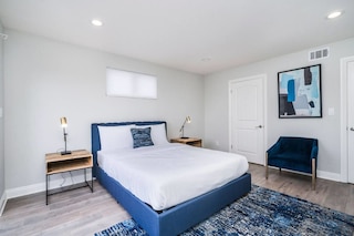 ブラン ニュー ラグジュアリー モダン 3 ベッドルーム タウンホーム イン シルバー レイク