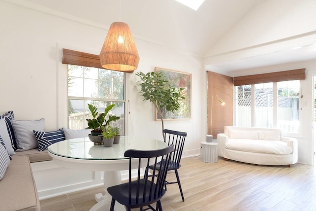 素敵な 2 ベッドルーム / 2 バス コテージ - ビーチの近く