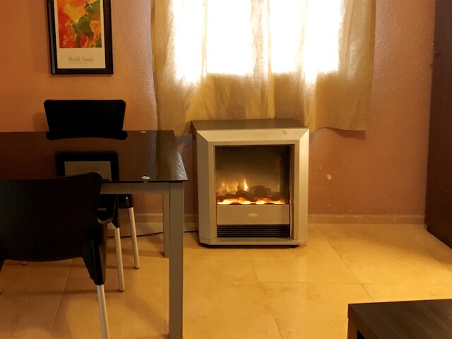 レイナ ビクトリア アパートメンツ & スイート