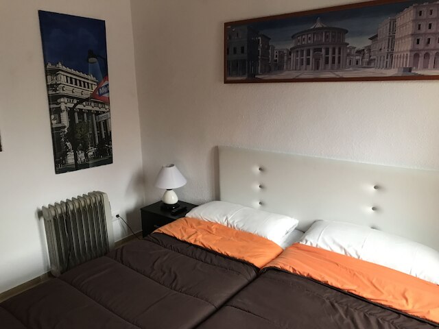 レイナ ビクトリア アパートメンツ & スイート