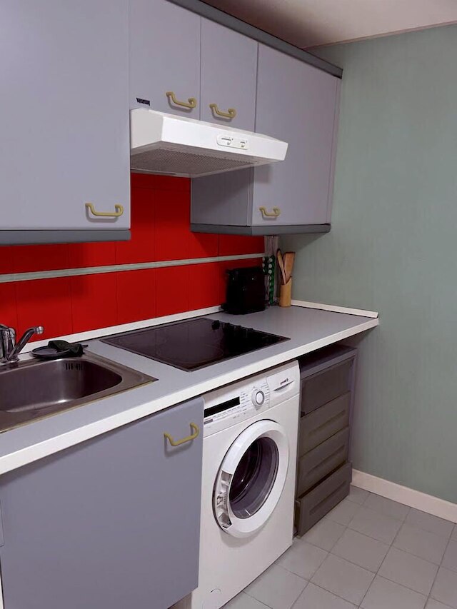 ソル カルロス V アパルタメンツ & スイーツ