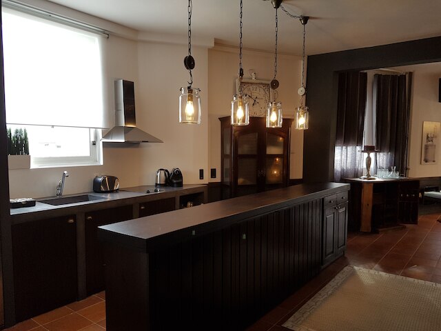 アドミタス ピーシリ ロフト バイ K&K