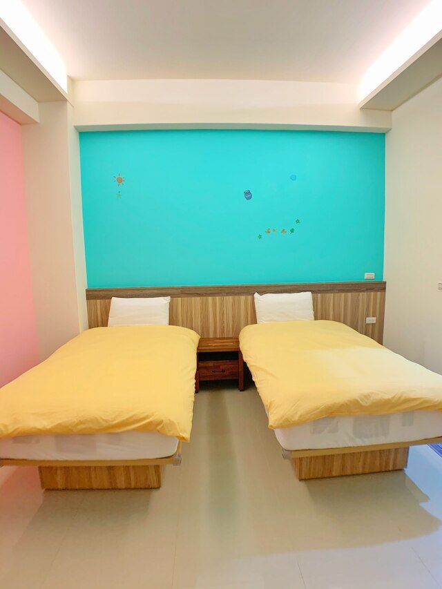 ザサニー (映旅店)