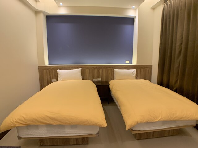 ザサニー (映旅店)