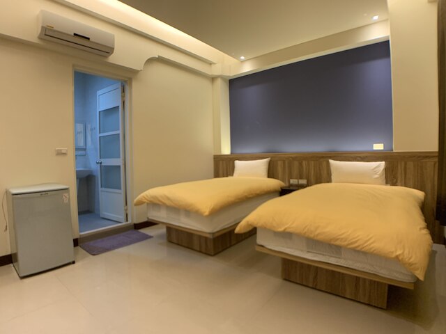 ザサニー (映旅店)