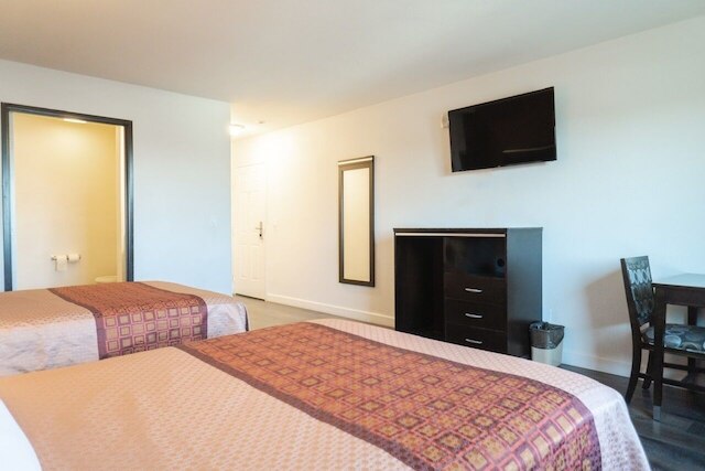 メイウッド イン