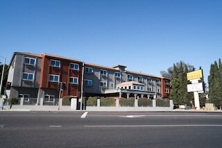 メイウッド イン