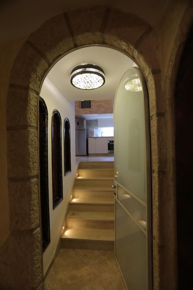 ウエスタン ウォール ラグジュアリー ハウス