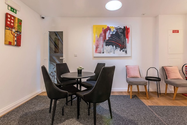 バイロ アルト パレス アパートメント フォー  ラージ グループ