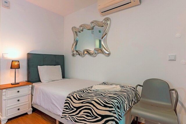 バイロ アルト パレス アパートメント フォー  ラージ グループ