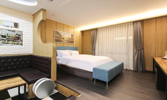 光州 光山区 ハナム ハウンド ホテル