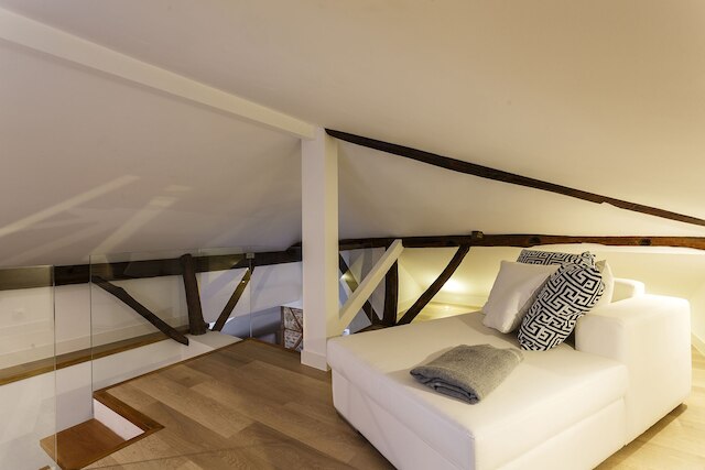 マダレナ ダウンタウン ラグジュアリー デュプレックス