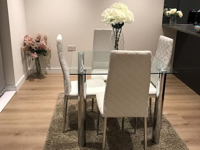 キュー ブリッジ アパートメンツ