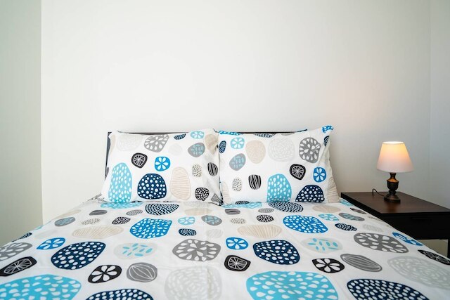 ミニマリスト & アルーリング コンド ウォーク トゥ マイル ハイ