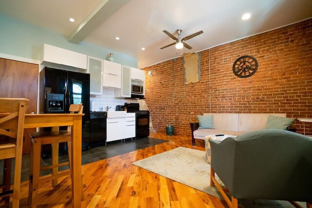 ザ ヒストリカル ベイカー ハイダウェイ