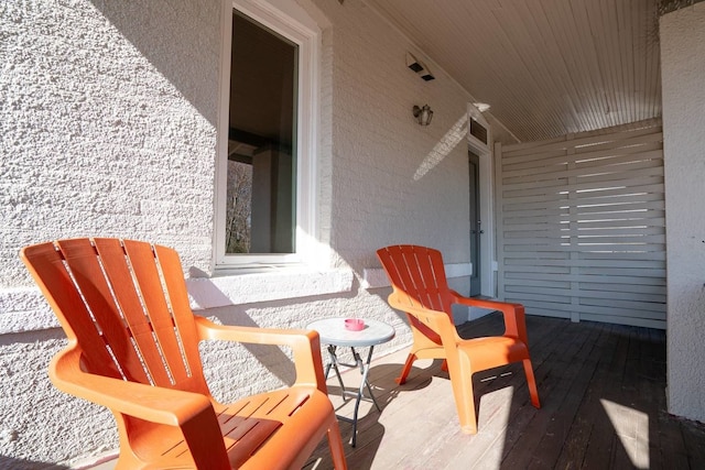 ザ アルーリング サンクチュアリ、プライベート バルコニーあり