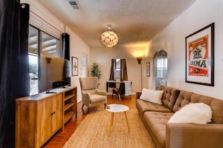 スローンズ レイク ソリテュード インティメット キャリッジ ハウス