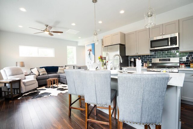 ザ テニソン アドベンチャー、ラグジュアリー タウンホーム、プライベート バルコニーあり