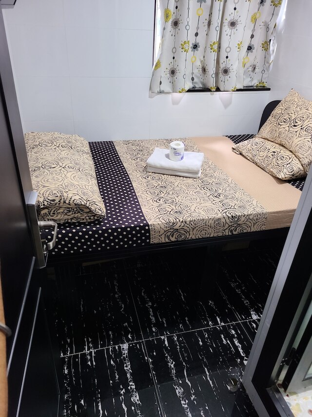 ファースト イン