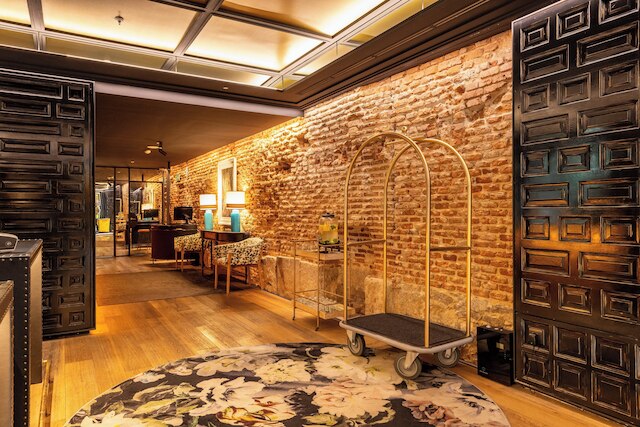 ペスターナ コレクション プラザ マヨール