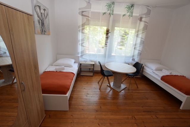 AB アパートメント 82