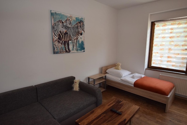 AB アパートメント 82