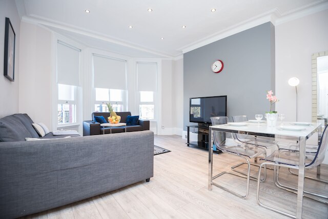 エッジウェア ロード