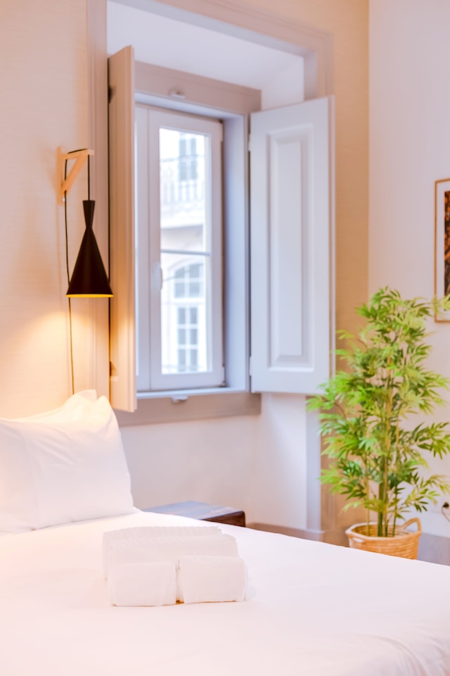 ポイアイス バイ リスボン インサイド アウト